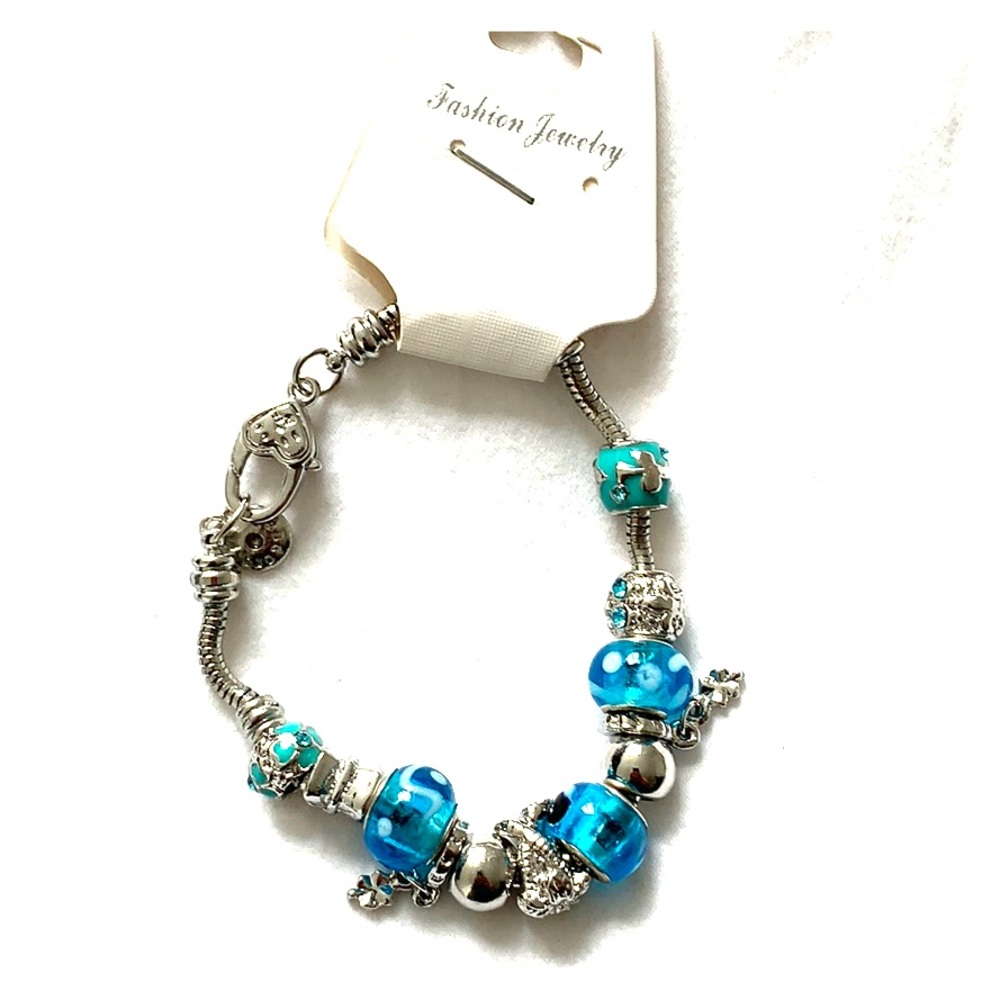 Charm bracelet